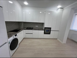 Apartament cu 2 camere, 80 m², Telecentru, Chișinău foto 1