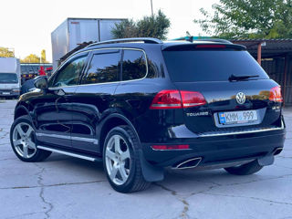 Volkswagen Touareg foto 2