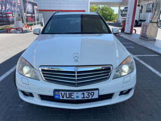 Mercedes C-Class foto 10