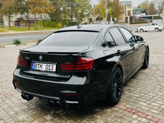 BMW 3 Series foto 2