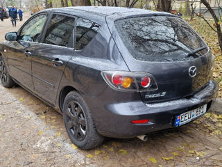 Mazda 3 foto 2