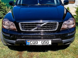 Volvo XC90 foto 1