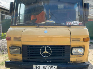 Mercedes 608D foto 2