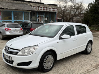 Opel Astra foto 2