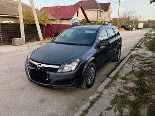 Opel Astra foto 1