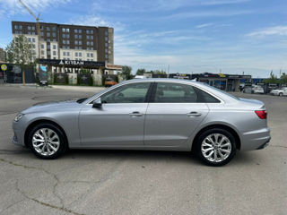 Audi A4 фото 5