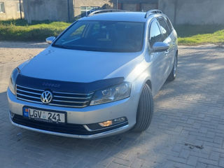 Volkswagen Passat foto 8