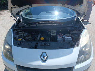 Renault Scenic foto 3