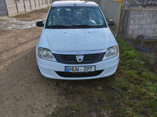 Dacia Logan foto 2