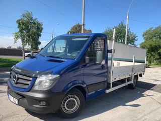 Mercedes Sprinter 319 foto 3