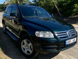 Volkswagen Touareg foto 2