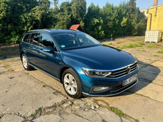 Volkswagen Passat foto 3