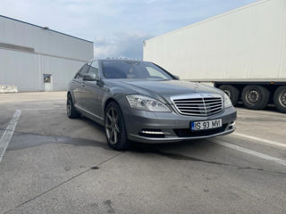 Mercedes S-Class foto 2