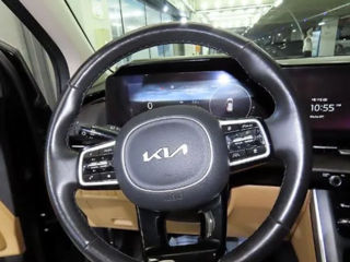 KIA Carnival foto 6