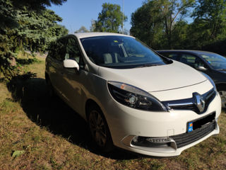 Renault Grand Scenic foto 3