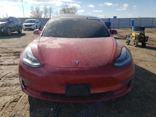 Tesla Model 3 foto 2