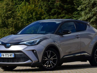 Toyota C-HR foto 2