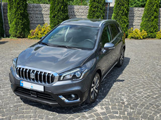 Suzuki S-Cross foto 16