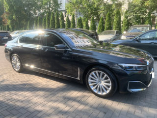 BMW 7 Series foto 2