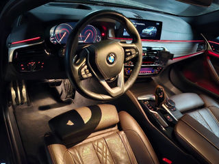 BMW 5 Series foto 9