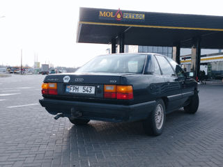 Audi 100 foto 2