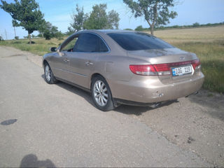 Hyundai Grandeur foto 4