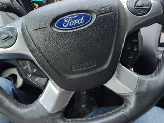 Ford foto 4