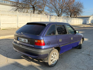 Opel Astra foto 2