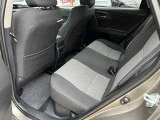 Toyota Auris foto 16