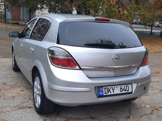 Opel Astra foto 3