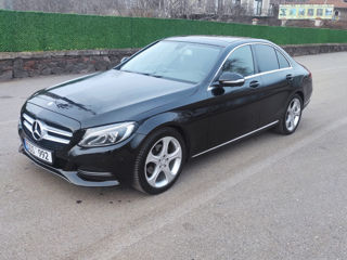 Mercedes C-Class foto 3