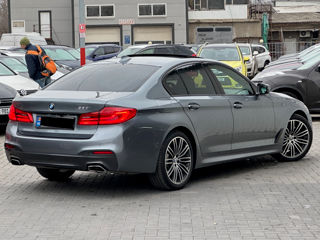 BMW 5 Series foto 3