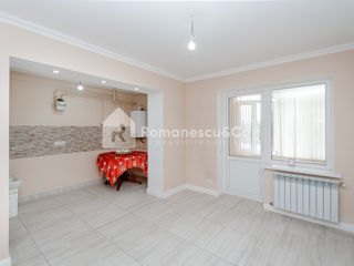 Apartament cu 3 camere, 95 m², Botanica, Chișinău foto 8