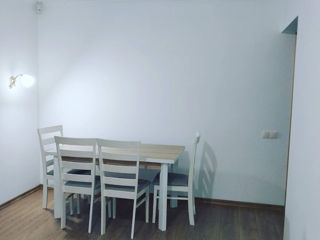 Apartament cu 3 camere, 60 m², 10 cartier, Bălți foto 2