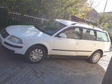 Volkswagen Passat foto 2