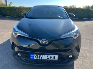 Toyota C-HR foto 3