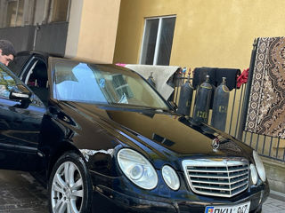 Mercedes E-Class foto 3