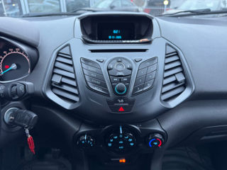 Ford EcoSport foto 14