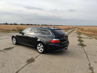 BMW 5 Series foto 1