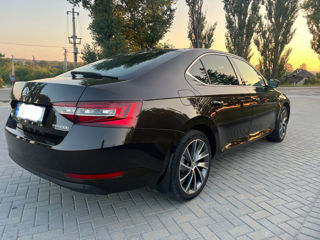 Skoda Superb foto 4