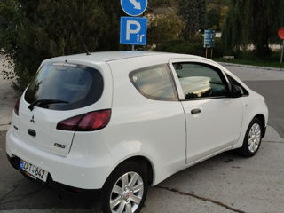 Mitsubishi Colt foto 3