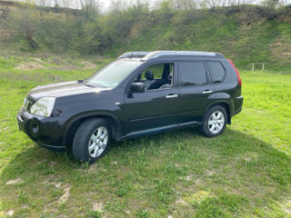 Nissan X-Trail foto 3