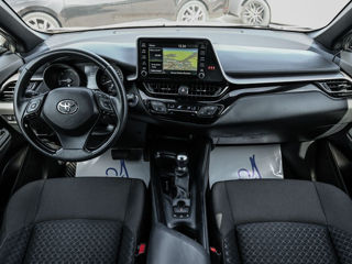 Toyota C-HR foto 6