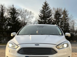 Ford Focus foto 2