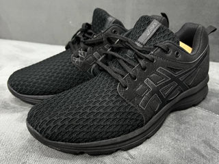 Adidasi Asics foto 2