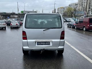 Mercedes Vito foto 5