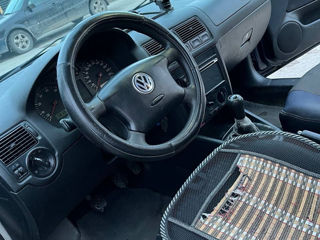 Volkswagen Golf foto 2