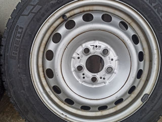 Pirelli  de iarna 195/65 R16C stare ca noi foto 2