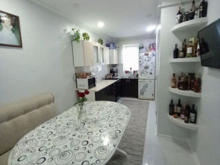 Apartament cu 2 camere, 70 m², Centru, Chișinău foto 4