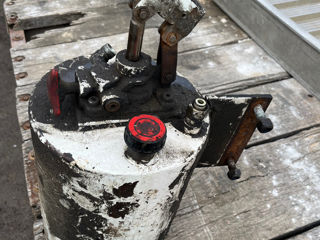 Pompa hidraulica manuala